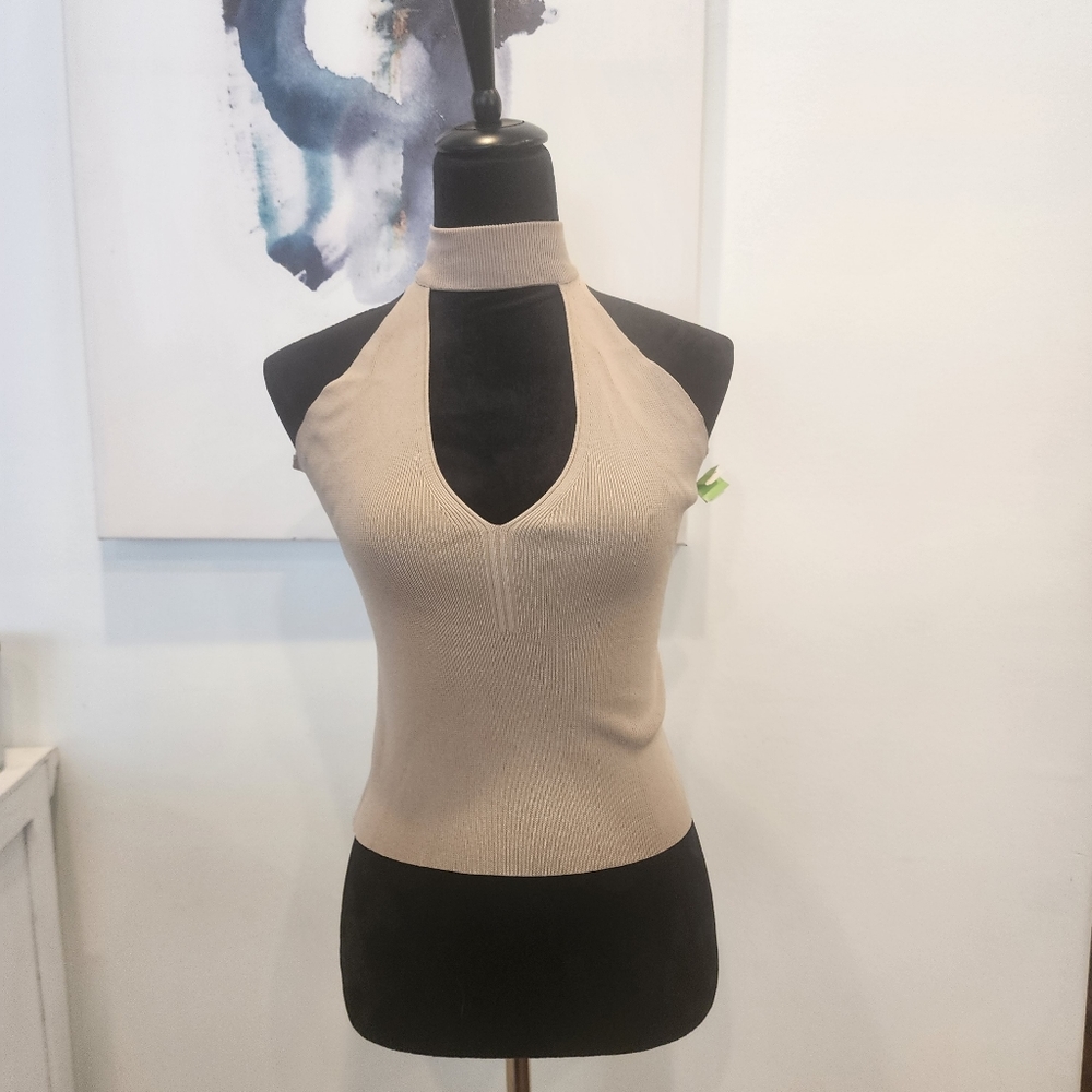 [ OLIVEACEOUS] WOMENS size Medium sandstone color- CUTEST TANK EVER!!